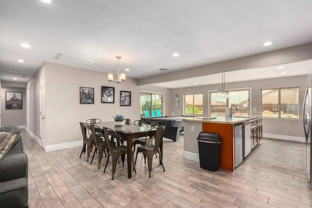 8Br Multimillion Estate-300K Pool-Spa-Sportscourt Phoenix